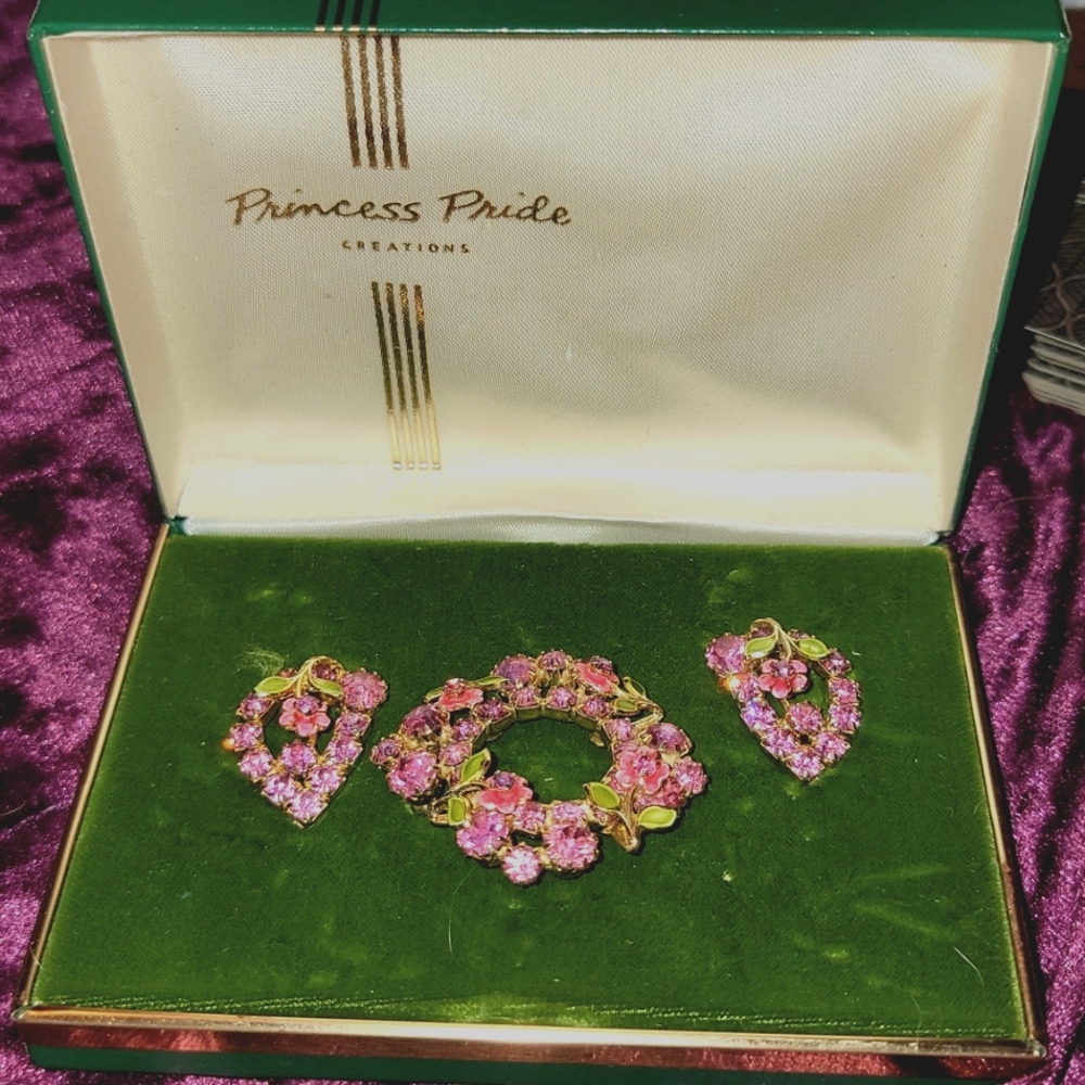 Vintage princess Pride Creations